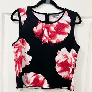 VINCE CAMUTO TOP SUNRISE MEDIUM FLORAL TOP SPANDEX